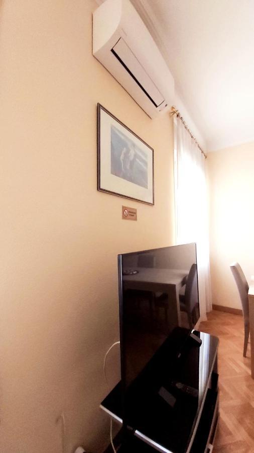 Ferienwohnung Apartamento En Retiro Madrid Exterior foto